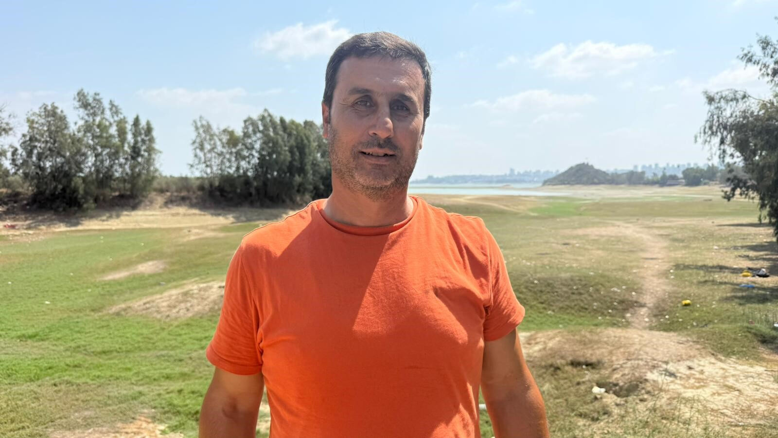 Sular çekildi, 70 yıl sonra ortaya çıktı! Görenler akın etti: Gidip duamızı ettik Sular çekildi, 70 yıl sonra ortaya çıktı! Görenler akın etti: Gidip duamızı ettik - 3. Resim