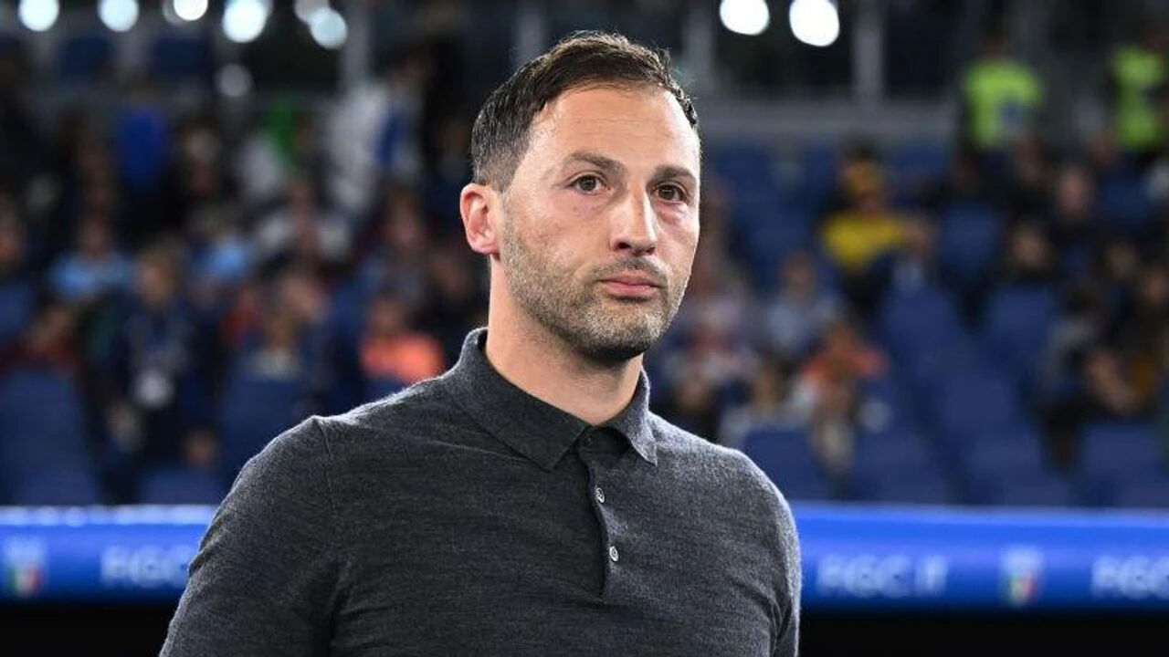 Domenico Tedesco kimdir, nereli, kaç yaşında? Domenico Tedesco kariyeri ve çalıştırdığı takımlar merak ediliyor Domenico Tedesco kimdir, nereli, kaç yaşında? Çalıştırdığı takımlar merak ediliyor - 2. Resim