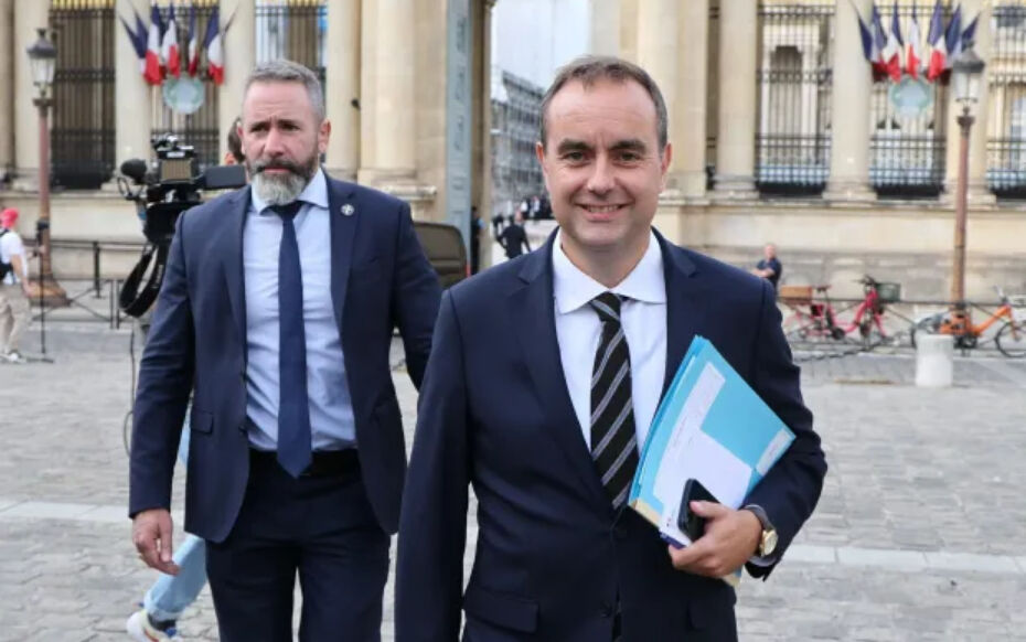 Elysee’de sürpriz karar: Savunma Bakanı Lecornu Fransa’nın yeni başbakanı oldu Elysee’de sürpriz karar: Savunma Bakanı Lecornu Fransa’nın yeni başbakanı oldu - 2. Resim