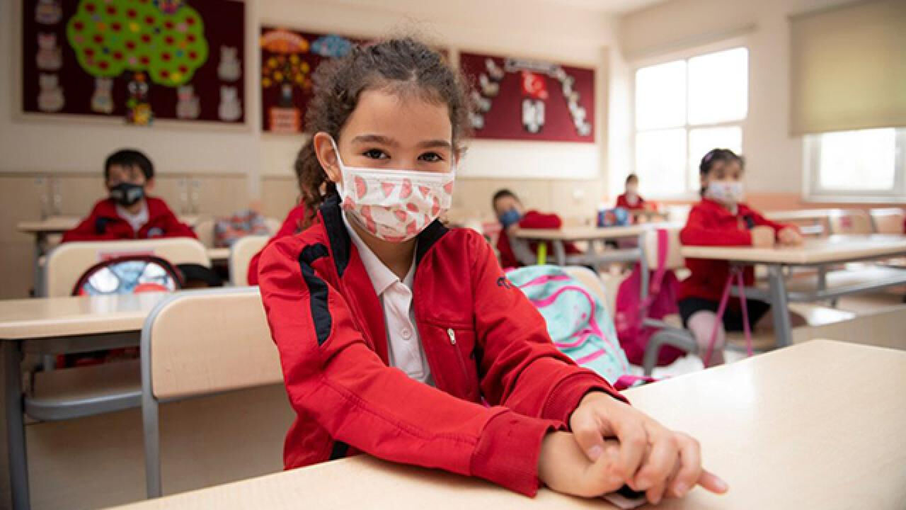 Okullarda ilk hafta yoklama alınır mı, devamsızlık yazılır mı? 8 Eylül'de okullarda eğitim başladı! Okullarda ilk hafta yoklama alınır mı, devamsızlık yazılır mı? 8 Eylül'de okullarda eğitim başladı! - 4. Resim