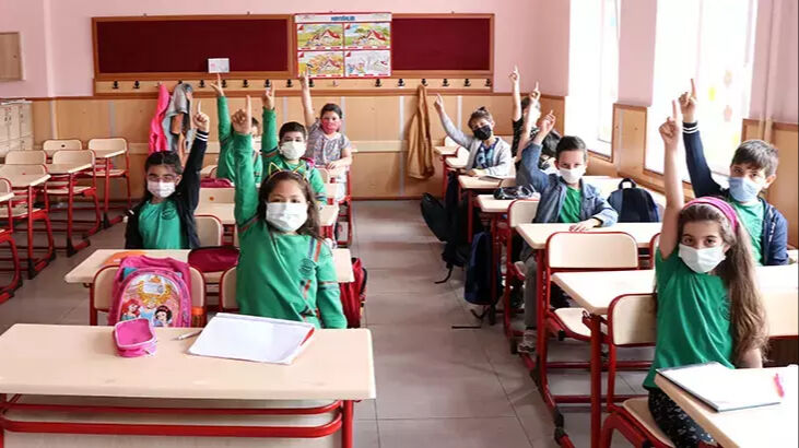 Okullarda ilk hafta yoklama alınır mı, devamsızlık yazılır mı? 8 Eylül'de okullarda eğitim başladı! Okullarda ilk hafta yoklama alınır mı, devamsızlık yazılır mı? 8 Eylül'de okullarda eğitim başladı! - 2. Resim