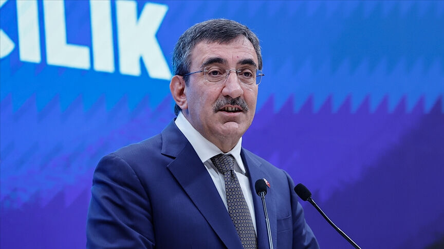 Emlak vergisinde düzenlemeye ilişkin Beştepe'den açıklama: Cevdet Yılmaz'dan vatandaşa net mesaj Emlak vergisinde düzenlemeye ilişkin Beştepe'den açıklama: Cevdet Yılmaz'dan vatandaşa net mesaj - 1. Resim