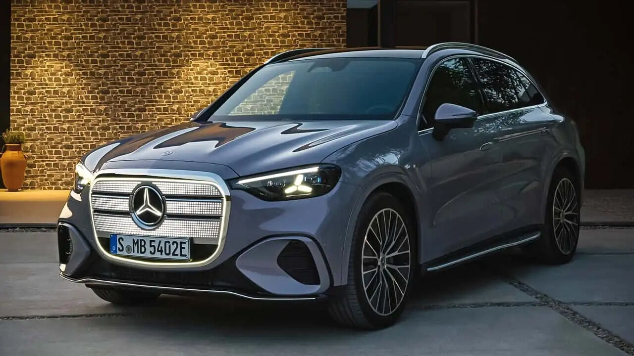 Ezeli rakipler Münih’te karşı karşıya! BMW iX3 ve Mercedes Benz GLC EQ hayran bıraktırdı Ezeli rakipler Münih’te karşı karşıya! BMW iX3 ve Mercedes Benz GLC EQ hayran bıraktırdı - 4. Resim