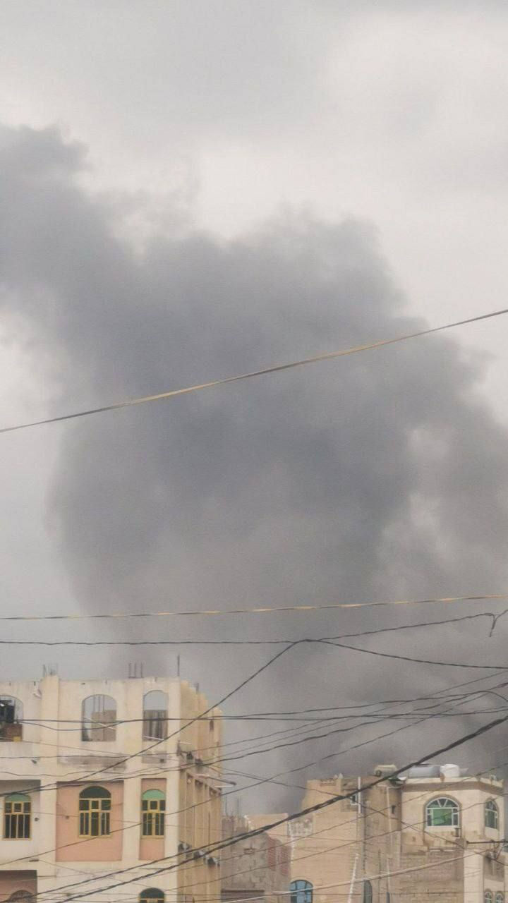 İsrail, Yemen'deki Husileri hedef alan hava saldırıları başlattı! Çok sayıda ölü ve yaralı var İsrail, Yemen'deki Husileri hedef alan hava saldırıları başlattı - 1. Resim
