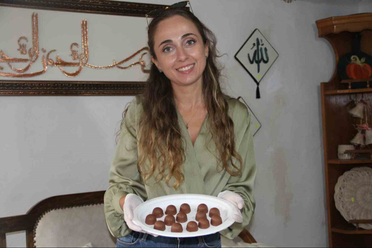 Kızılırmak kavunu çikolataya girdi: Tadına bakan vazgeçemiyor Kızılırmak kavunu çikolataya girdi: Tadına bakan vazgeçemiyor - 1. Resim