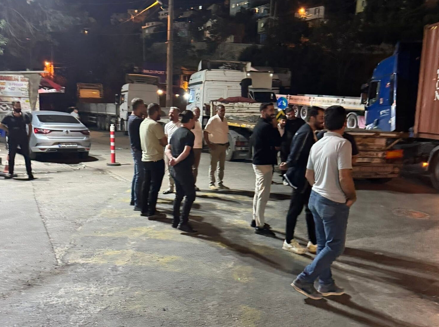 Polisan'da kimyasal sızıntı:  Polisan'da kimyasal sızıntı: