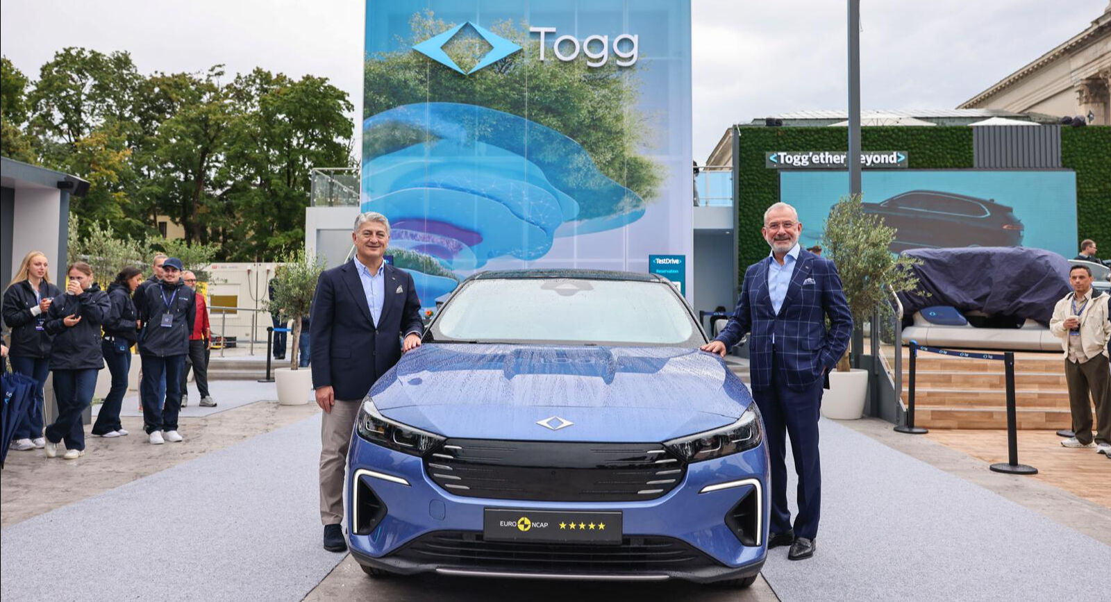 Togg'un hedefinde Fransa ve İtalya var!  Togg CEO’su Gürcan Karakaş ve Togg Yönetim Kurulu Başkanı Fuat Tosyalı