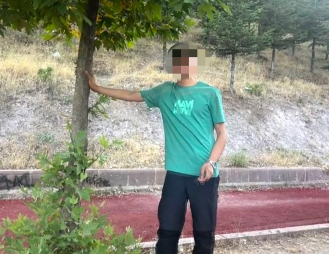 Yine aynı senaryo! Çocuğu öldürüp, ailesini tehdit ettiler...Katil Semih Çelik'i hatırlattılar Yine aynı senaryo çocuğu öldürüp, ailesini tehdit ettiler! Katil Semih Çelik'i hatırlattılar - 2. Resim