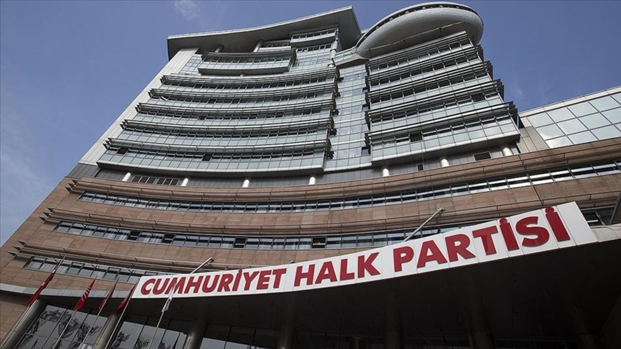 Ailelerini İBB'de işe almışlar! CHP İstanbul İl Kongresi'ne ilişkin davaname birleştirildi Ailelerini İBB'de işe almışlar! CHP İstanbul İl Kongresi'ne ilişkin davaname birleştirildi