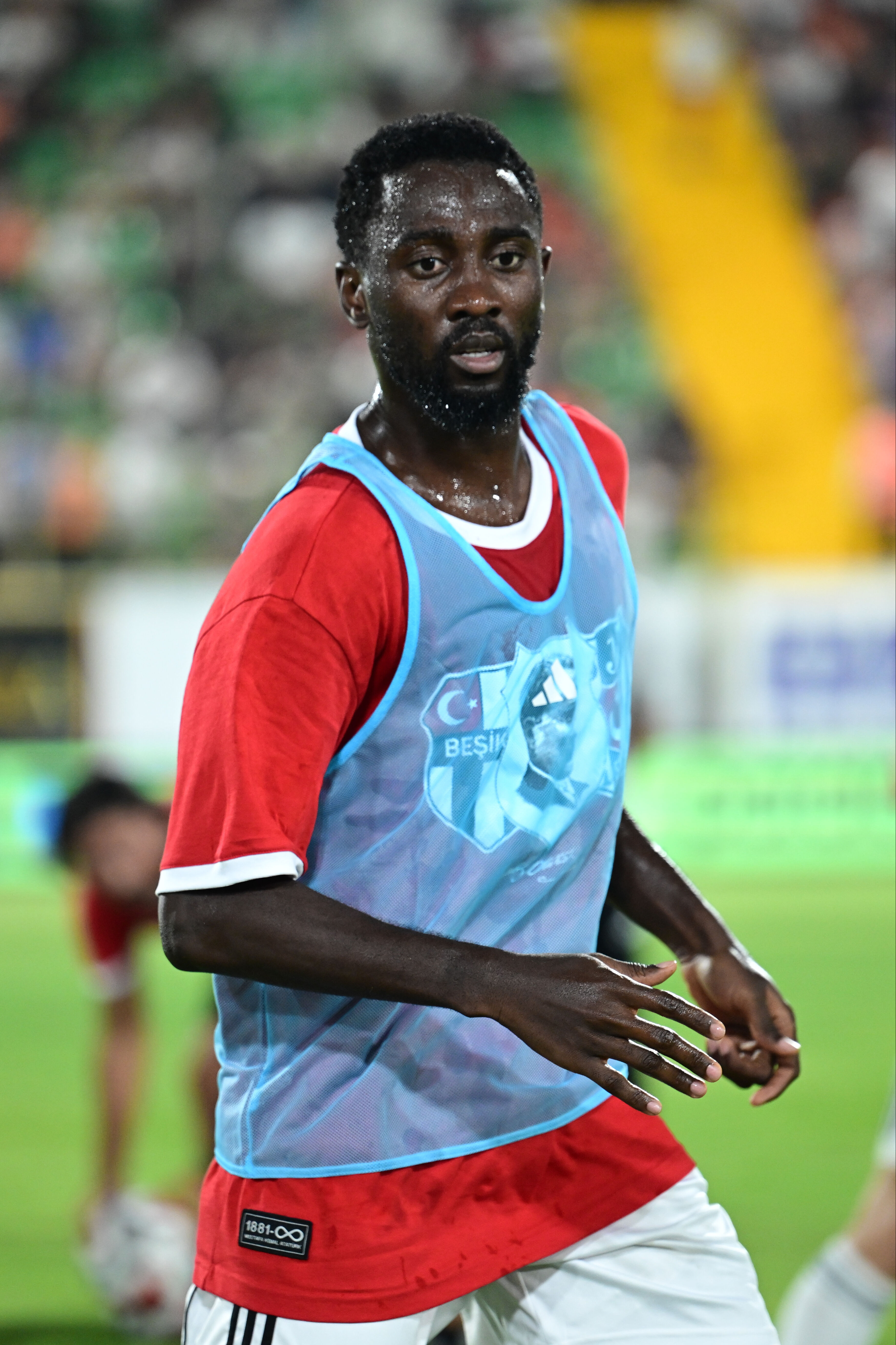 Beşiktaş'a kötü haber! Ndidi'nin kaçıracağı maçlar belli oldu Beşiktaş'a kötü haber! Ndidi'nin kaçıracağı maçlar belli oldu - 2. Resim
