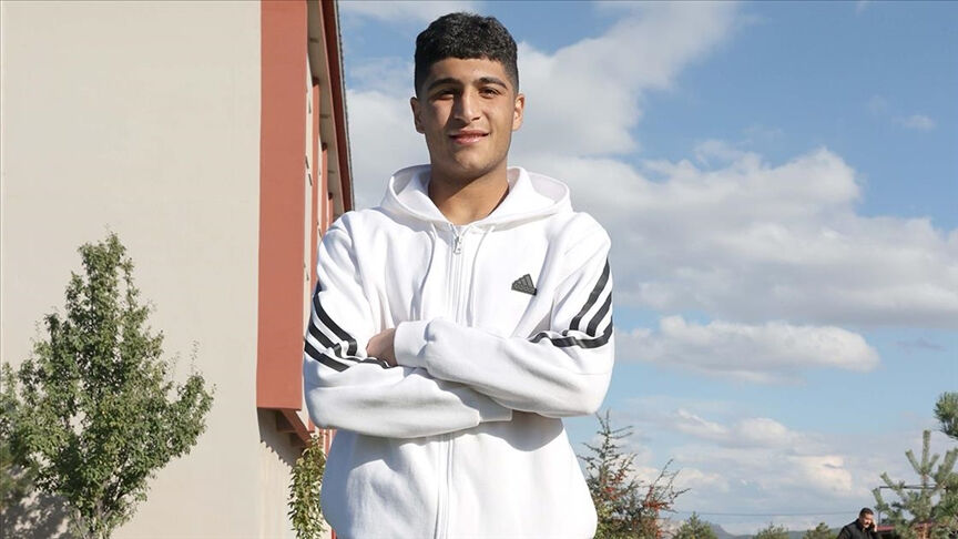 Fenerbahçe'den resmi teklif! Premier Lig'den Yunus Emre Konak cevabı Fenerbahçe'den resmi teklif! Premier Lig'den Yunus Emre Konak cevabı - 2. Resim
