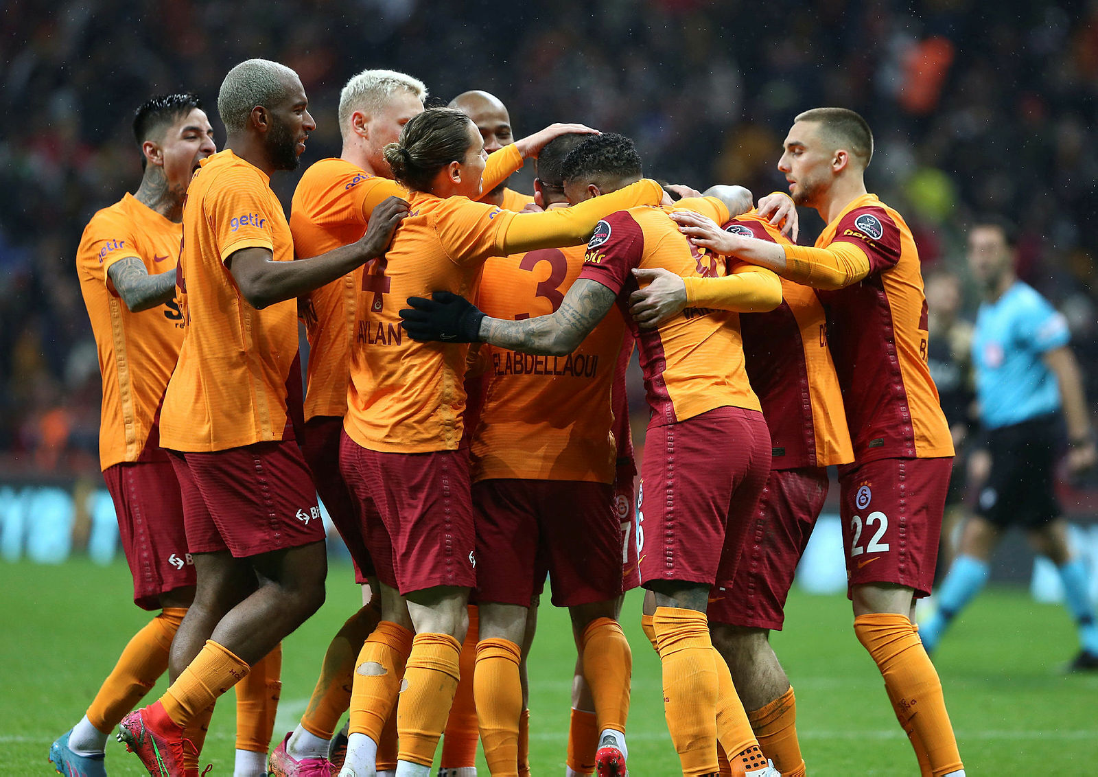 Galatasaray Frankfurt maçı ne zaman, hangi kanalda? Galatasaray'ın UEFA Şampiyonlar Ligi maç takvimi Galatasaray Frankfurt maçı ne zaman, hangi kanalda? Galatasaray'ın UEFA Şampiyonlar Ligi maç takvimi - 1. Resim