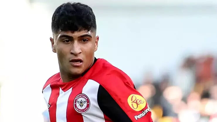 Yunus Emre Konak kimdir, hangi takımda forma giyiyor? Yunus Emre Konak kimdir, kaç yaşında, hangi takımda oynuyor? - 1. Resim