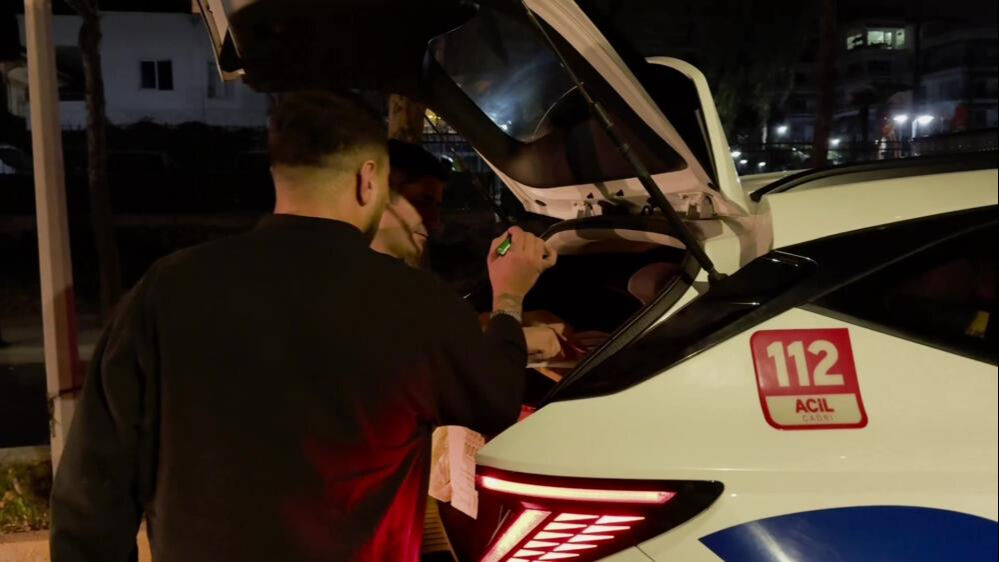 Alkollü sürücü yakalanınca söyledikleriyle şoke etti! Sevgilisine beddua okudu Alkollü sürücü yakalanınca söyledikleriyle şoke etti! Sevgilisine beddua okudu - 1. Resim