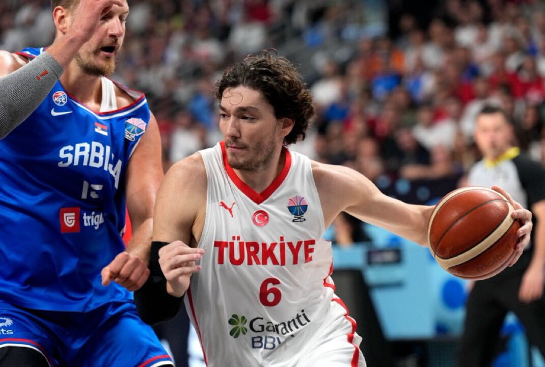 Cedi Osman sakatlandı mı, Yunanistan maçında oynayacak mı? Türkiye-Yunanistan basketbol maçı bu akşam! Cedi Osman sakatlandı mı, Yunanistan maçında oynayacak mı? Türkiye-Yunanistan basketbol maçı bu akşam! - 2. Resim