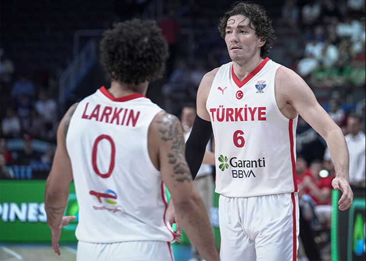 Ergin Ataman'dan sakatlık açıklaması: Cedi Osman'ın son durumu Ergin Ataman'dan sakatlık açıklaması: Cedi Osman'ın son durumu - 2. Resim