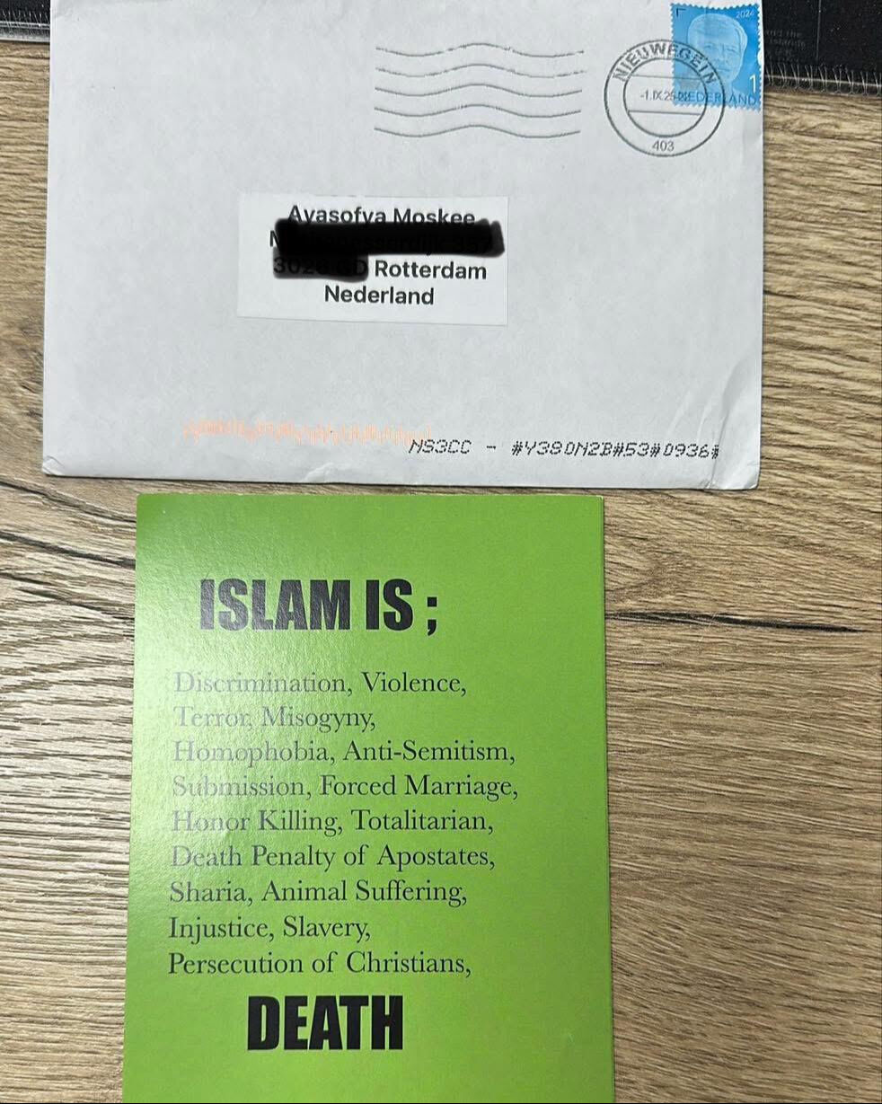 Hollanda'da 9 camiye çirkin saldırı! Tehdit mektupları gönderildi Hollanda'da 9 camiye çirkin saldırı! Tehdit mektupları gönderildi - 1. Resim