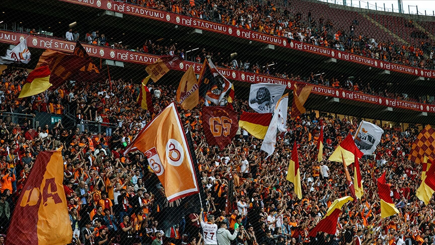 Lider Galatasaray, Eyüpspor deplasmanında: 2 yeni transfer, bir eksik Lider Galatasaray, Eyüpspor deplasmanında: 2 yeni transfer, bir eksik - 7. Resim