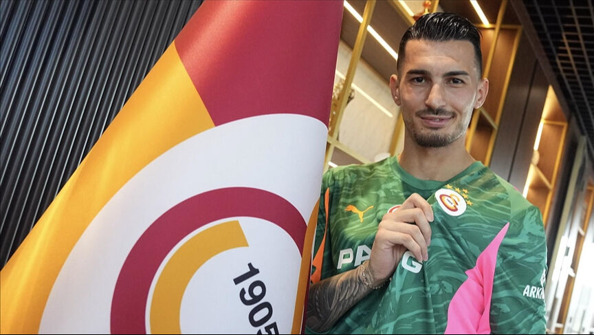 Lider Galatasaray, Eyüpspor deplasmanında: 2 yeni transfer, bir eksik Lider Galatasaray, Eyüpspor deplasmanında: 2 yeni transfer, bir eksik - 3. Resim