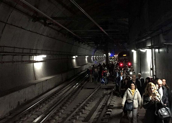 Marmaray kapalı mı, çalışıyor mu, seferler iptal mi? 12 Eylül Marmaray resmi sosyal medya hesabından duyurdu! Marmaray çalışıyor mu, seferler iptal mi? 12 Eylül Marmaray resmi sosyal medya hesabından duyurdu! - 3. Resim