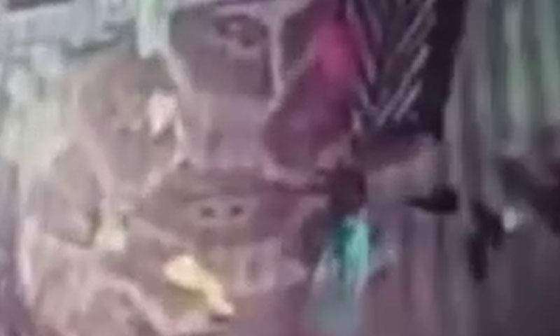 Samsun’da korkunç olay! Salıncak ipi boynuna dolandı, 3 yaşındaki çocuk kurtarılamadı Samsun’da korkunç olay! Salıncak ipi boynuna dolandı, 3 yaşındaki çocuk kurtarılamadı - 1. Resim