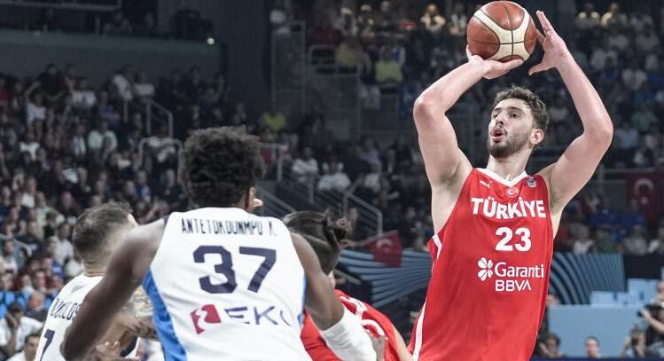 Türkiye'nin finalde rakibi kim oldu? 12 Dev Adam EuroBasket 2025'te tarih yazıyor Türkiye'nin finalde rakibi kim oldu? 12 Dev Adam EuroBasket 2025'te tarih yazıyor - 2. Resim