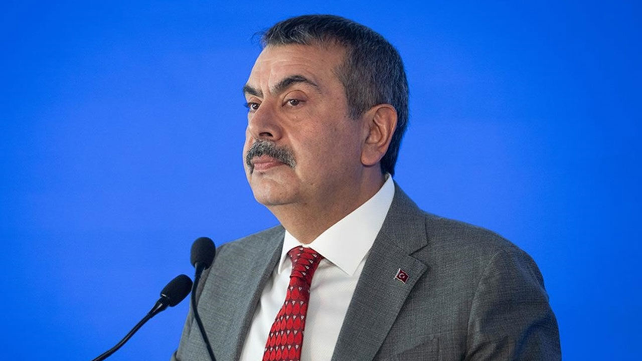Bakan Tekin'den 'mülakat' polemiğine cevap: Haksızlık olduğunu düşünen dava açsın Bakan Tekin'den 'mülakat' polemiğine cevap: Haksızlık olduğunu düşünen dava açsın - 1. Resim
