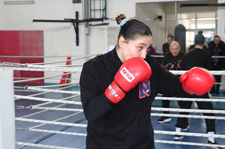 Büşra Işıldar kimdir? Milli boksörün hayatı ve kariyeri Büşra Işıldar kimdir? Milli boksörün hayatı ve kariyeri - 3. Resim