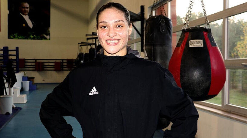 Büşra Işıldar kimdir? Milli boksörün hayatı ve kariyeri Büşra Işıldar kimdir? Milli boksörün hayatı ve kariyeri - 1. Resim