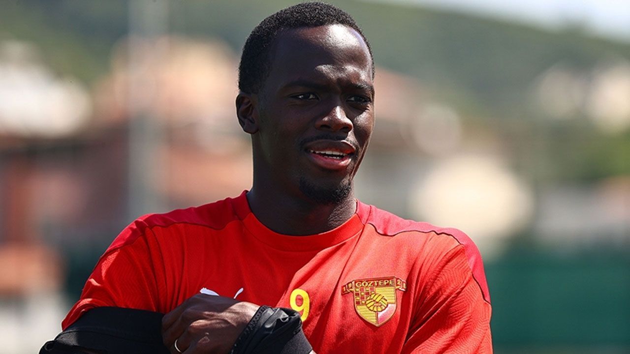 Cherif Ndiaye, bir kez daha Süper Lig&#039;de: 4 yıllık imza