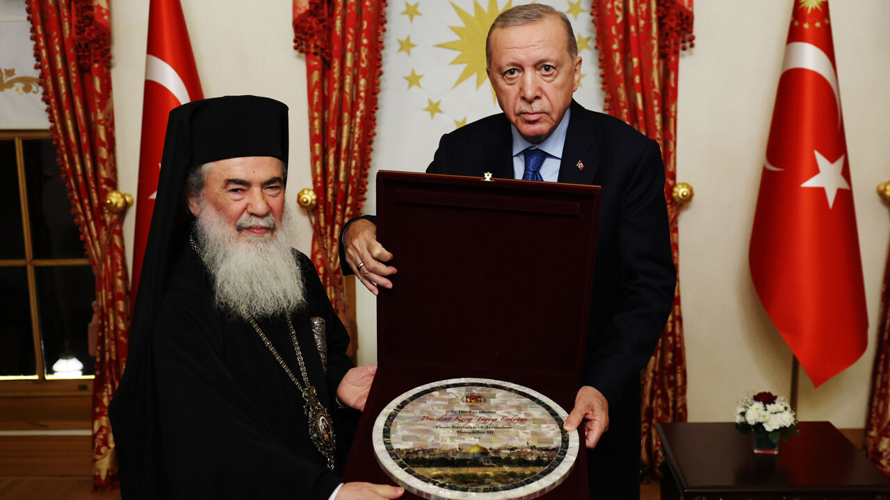 Cumhurbaşkanı Erdoğan, Kudüs Rum Ortadoks Patriği Giannopoulos'u kabul etti Cumhurbaşkanı Erdoğan, Kudüs Rum Ortadoks Patriği Theofilos Giannopoulos'u kabul etti - 2. Resim