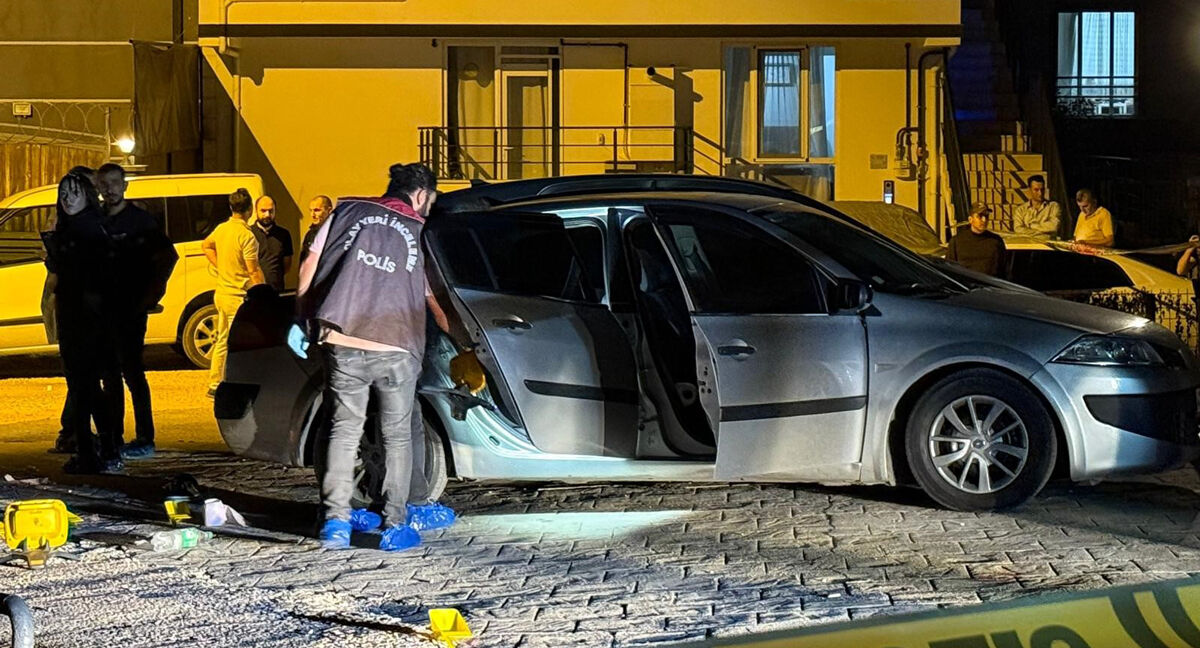 Kıskanç sevgili dehşet saçtı: Ayrılmak isteyen sevgilisini ve kardeşini öldürdü Kıskanç sevgili dehşet saçtı: Ayrılmak isteyen sevgilisini ve kardeşini öldürdü - 1. Resim