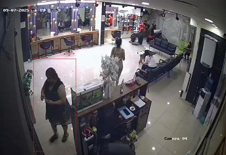 Kuaförde yaptırmadığı işlem kalmadı! Sigara içme bahanesiyle çıkıp kayıplara karıştı Kuaförde yaptırmadığı işlem kalmadı! Sigara içme bahanesiyle çıkıp kayıplara karıştı - 1. Resim