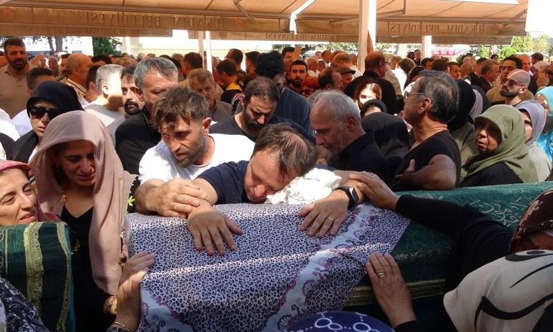 Otomobilin Kızılırmak'a uçtuğu kazada acı veda! Babanın feryadı yürek dağladı Otomobilin Kızılırmak'a uçtuğu kazada acı veda! Babanın feryadı yürek dağladı - 7. Resim