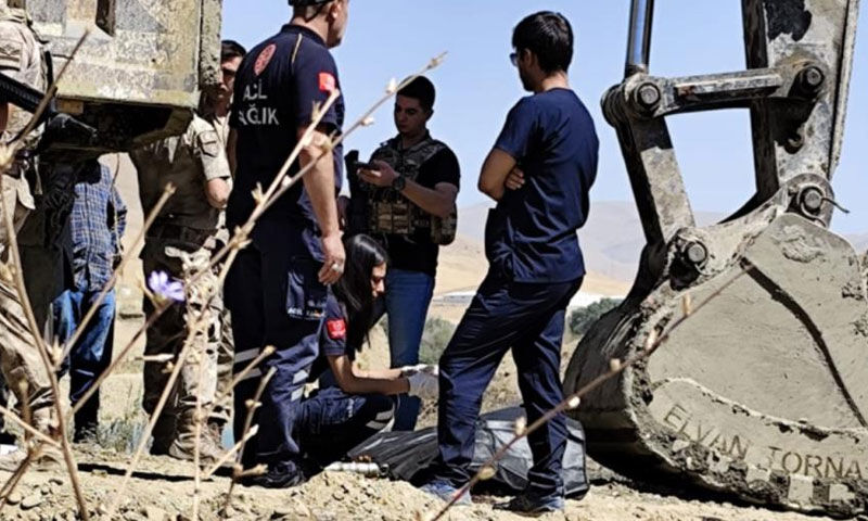 Şantiyede korkunç kaza! Servet Arslan feci şekilde can verdi Şantiyede korkunç kaza! Servet Arslan feci şekilde can verdi - 1. Resim