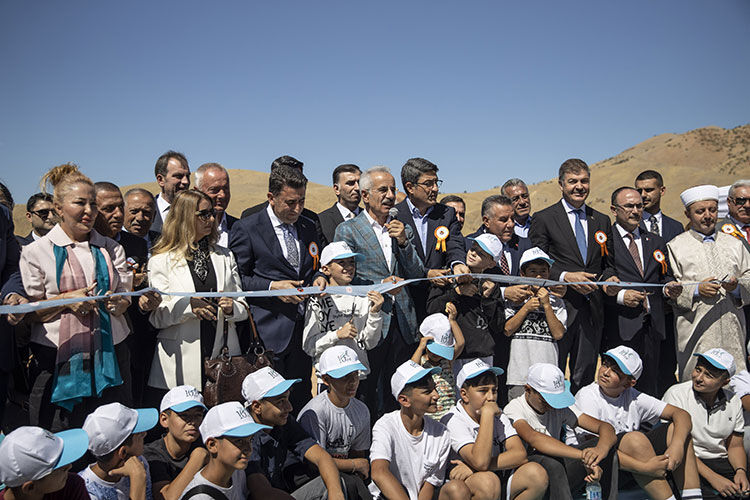 Tunceli'ye dev yatırımlar! Yıllık 519 milyon lira tasarruf sağlandı Tunceli'ye dev yatırımlar! Yıllık 519 milyon lira tasarruf sağlandı - 2. Resim