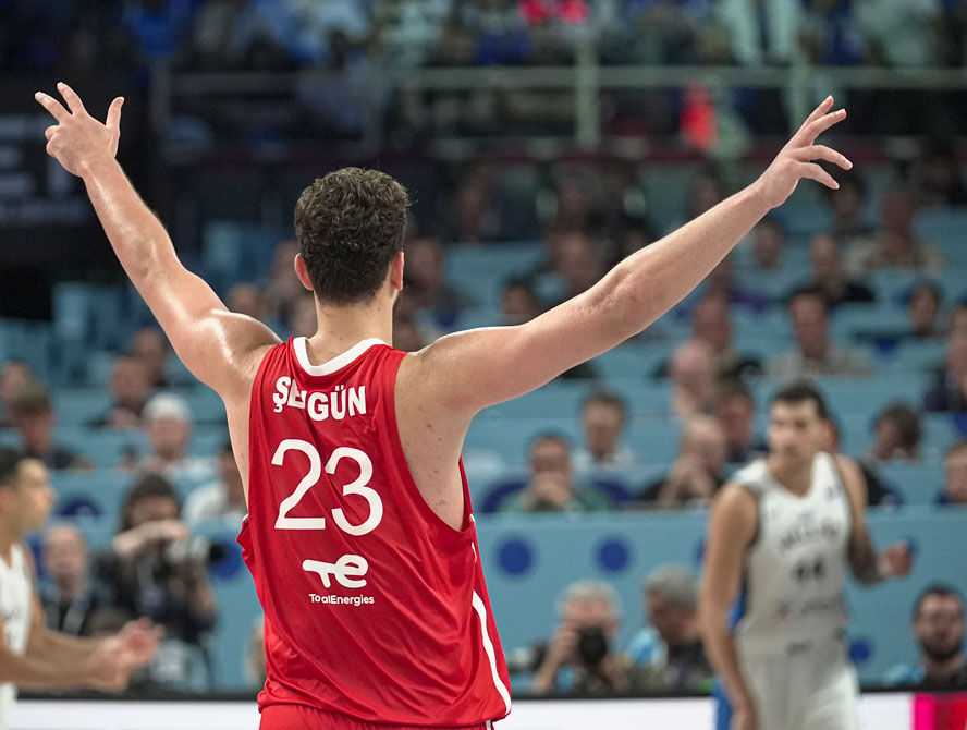 A Milli Basketbol Takımı, EuroBasket finalinde Almanya karşısında! Bir ilki başarmak için parkedeyiz A Milli Basketbol Takımı, EuroBasket finalinde Almanya karşısında! Bir ilki başarmak için parkedeyiz - 1. Resim
