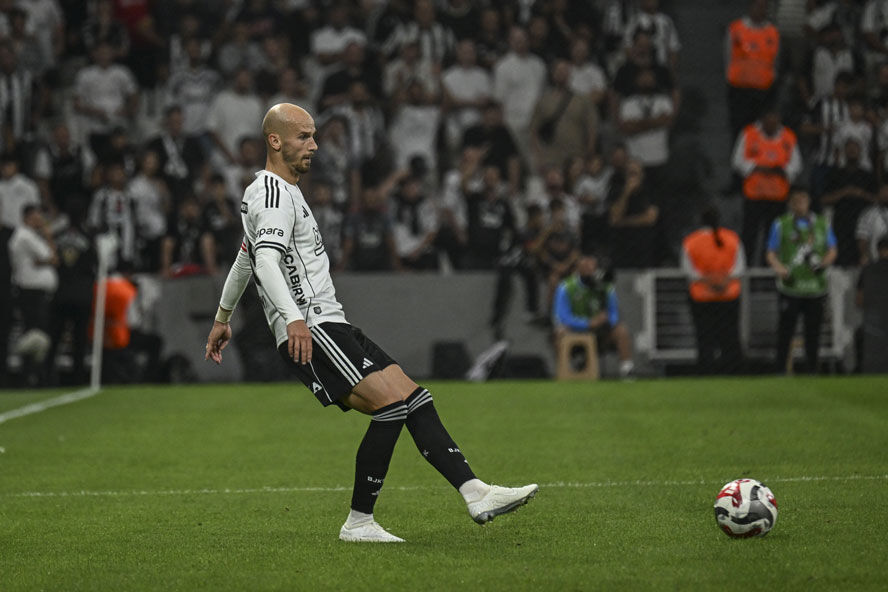 Beşiktaş'ta Vaclav Cerny, soyunma odasındaki konuşmayı anlattı - 1. Resim
