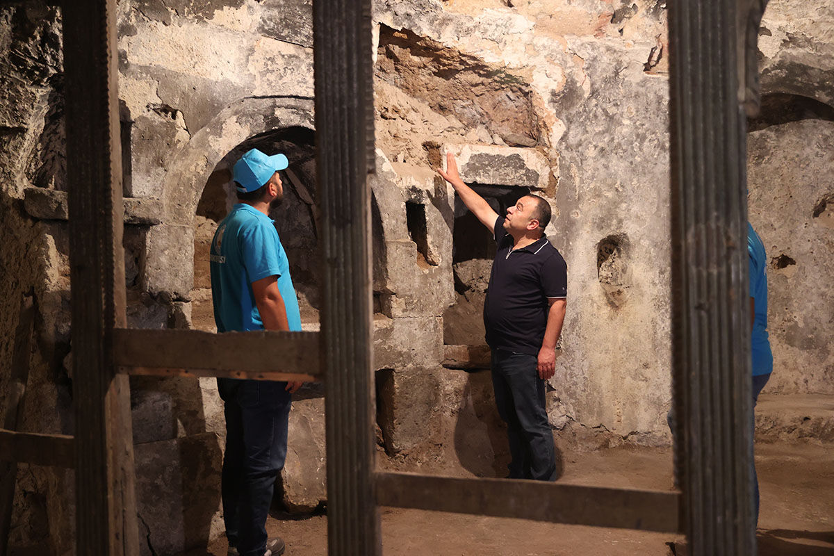 Bulunduğunda çöplüktü! Asırlarca akıl hastanesi olarak kullanılan tarihi manastır turizme kazandırılacak Bulunduğunda çöplüktü! Asırlarca akıl hastanesi olarak kullanılan tarihi manastır turizme kazandırılacak - 2. Resim