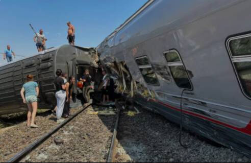 Rusya’da peş peşe tren kazası: 15 vagon raydan çıktı, sabotaj şüphesi artıyor - 1. Resim