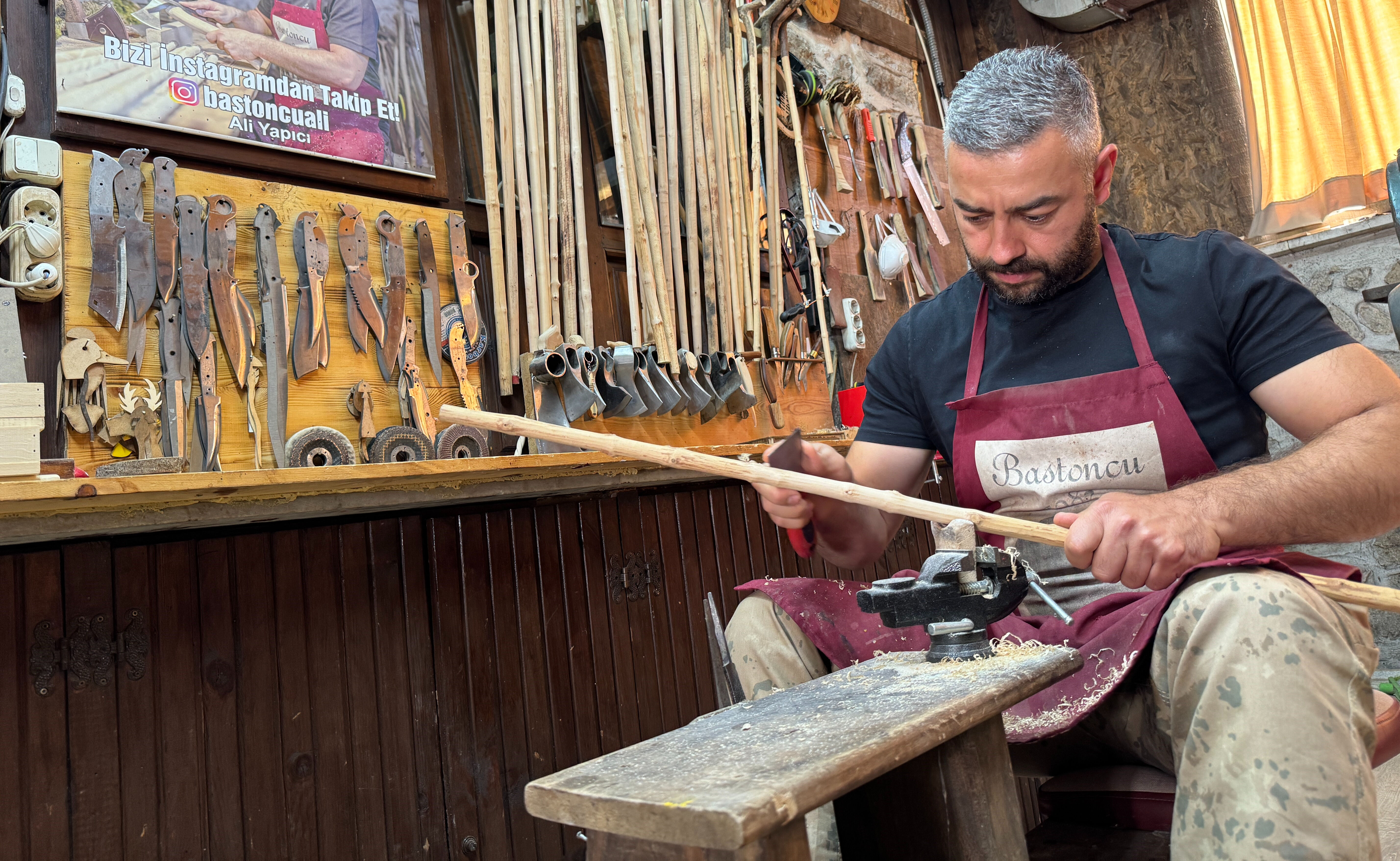 Tek başına üretiyor, tanesini 30 bin liraya satıyor: Sorun olursa öğretmeye çalışıyorum Tek başına üretiyor, tanesini 30 bin liraya satıyor: Sorun olursa öğretmeye çalışıyorum - 2. Resim