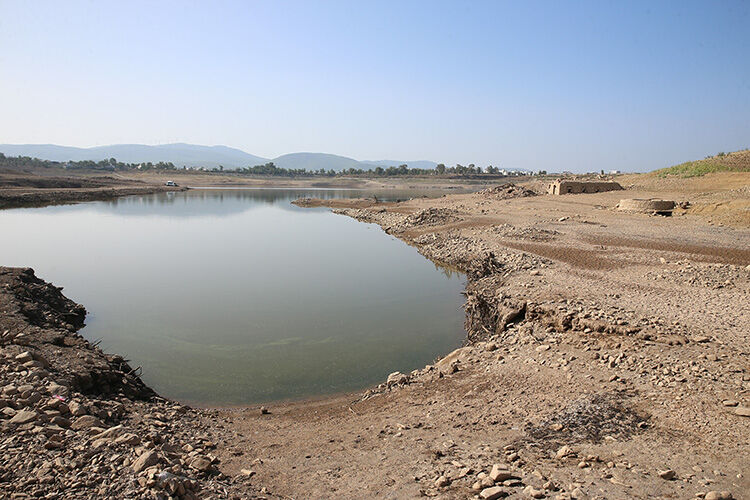 Yaz bitti, kriz bitmedi! Türkiye'nin göz bebeğinde içme suyunu kurtarmak için radikal karar geldi Yaz bitti, kriz bitmedi! Türkiye'nin göz bebeğinde içme suyunu kurtarmak için radikal karar geldi - 3. Resim