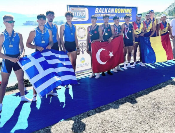 Balkan Şampiyonası'nda Türk rüzgarı! Milli kürek sporcuları 15 madalya kazandı - 1. Resim