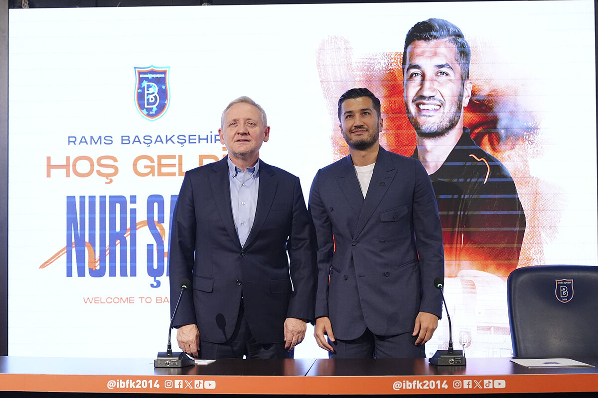 Başakşehir'de yeni dönem başladı! Osimhen ve Ederson itirafı gündem oldu: Almanya'da konuşulan tek konu Türkiye Başakşehir'de yeni dönem başladı! Osimhen ve Ederson sözleri gündem oldu: Almanya'da konuşulan tek konu Türkiye - 4. Resim