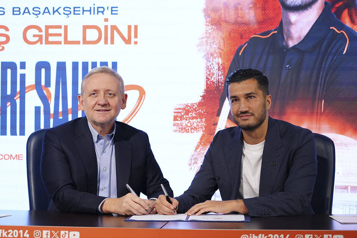 Başakşehir'de yeni dönem başladı! Osimhen ve Ederson itirafı gündem oldu: Almanya'da konuşulan tek konu Türkiye Başakşehir'de yeni dönem başladı! Osimhen ve Ederson sözleri gündem oldu: Almanya'da konuşulan tek konu Türkiye - 1. Resim