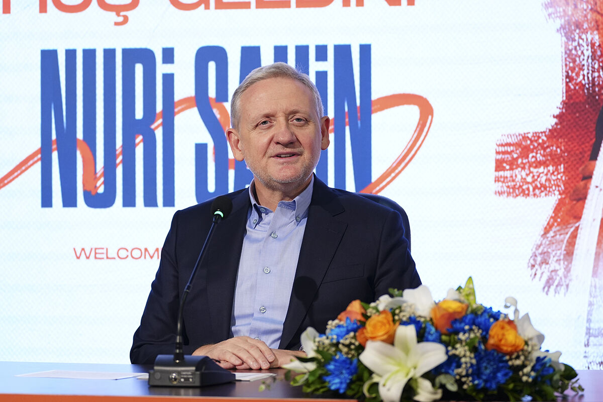 Başakşehir'de yeni dönem başladı! Osimhen ve Ederson itirafı gündem oldu: Almanya'da konuşulan tek konu Türkiye Başakşehir'de yeni dönem başladı! Osimhen ve Ederson sözleri gündem oldu: Almanya'da konuşulan tek konu Türkiye - 2. Resim