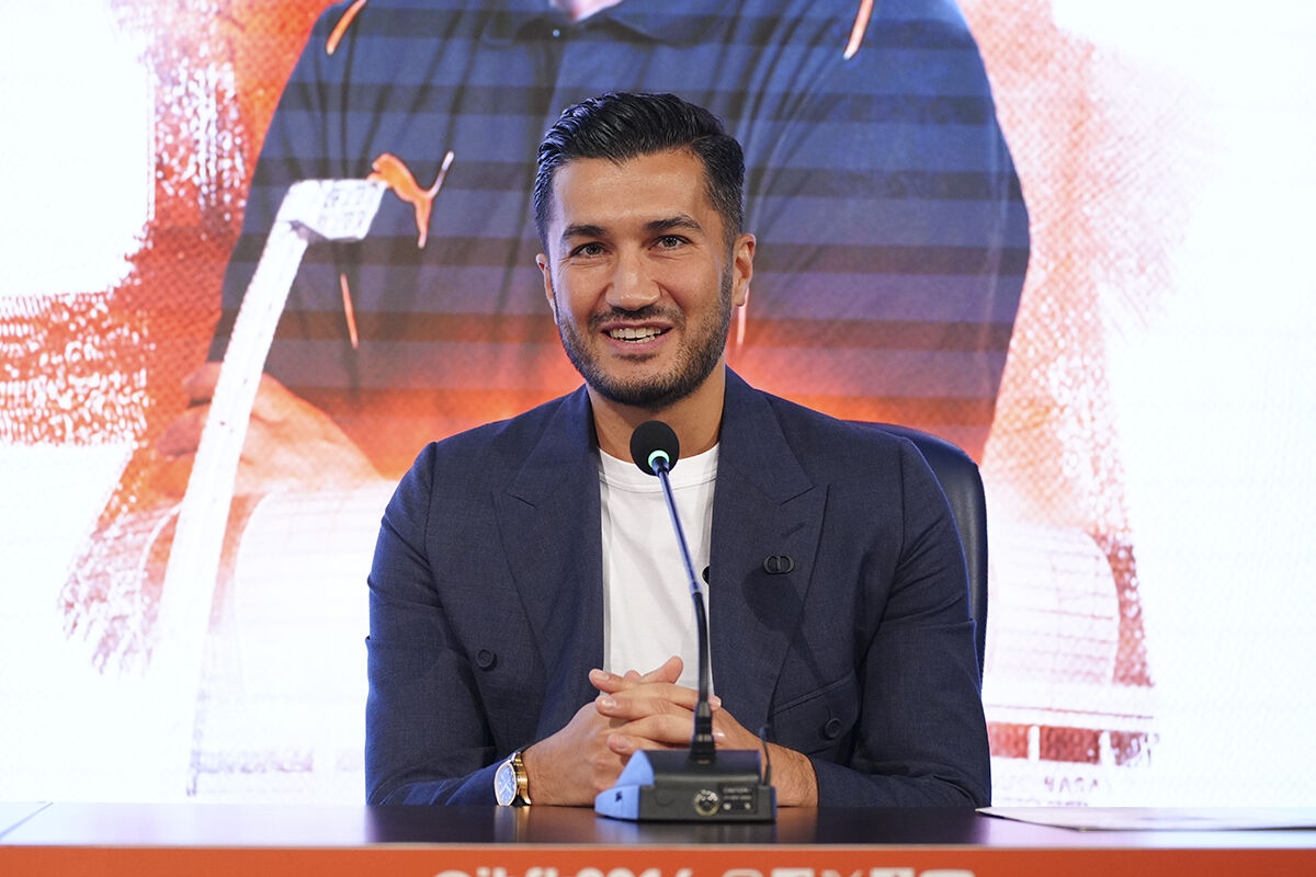 Başakşehir'de yeni dönem başladı! Osimhen ve Ederson itirafı gündem oldu: Almanya'da konuşulan tek konu Türkiye Başakşehir'de yeni dönem başladı! Osimhen ve Ederson sözleri gündem oldu: Almanya'da konuşulan tek konu Türkiye - 5. Resim