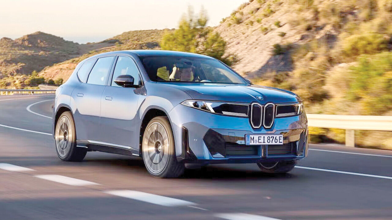 Çinlisinden İngilizine gövde gösterisi! Tasarımlar değil yazılımlar kapıştı - 4. Resim