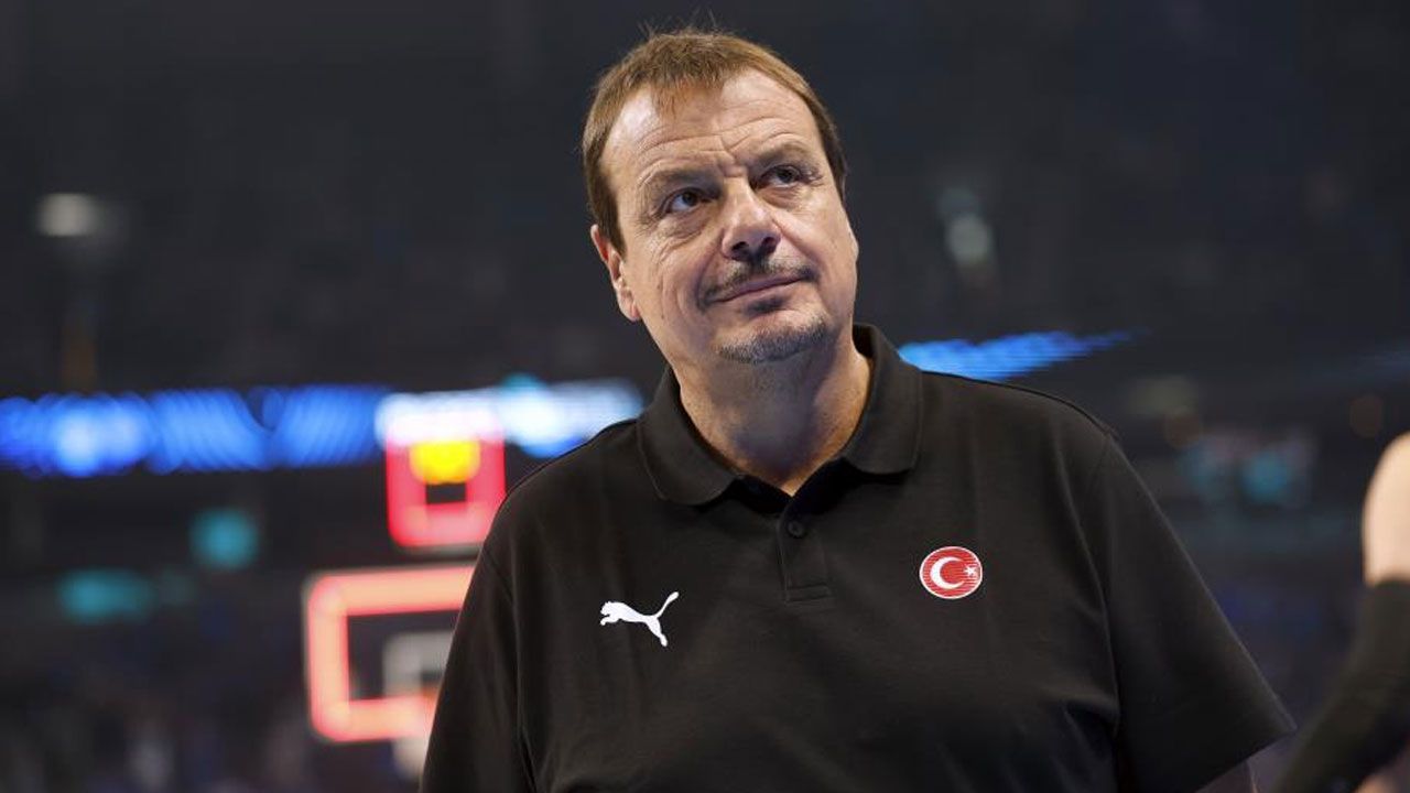 Ergin Ataman&#039;a büyük onur: EuroBasket&#039;in en iyi başantrenörü seçildi