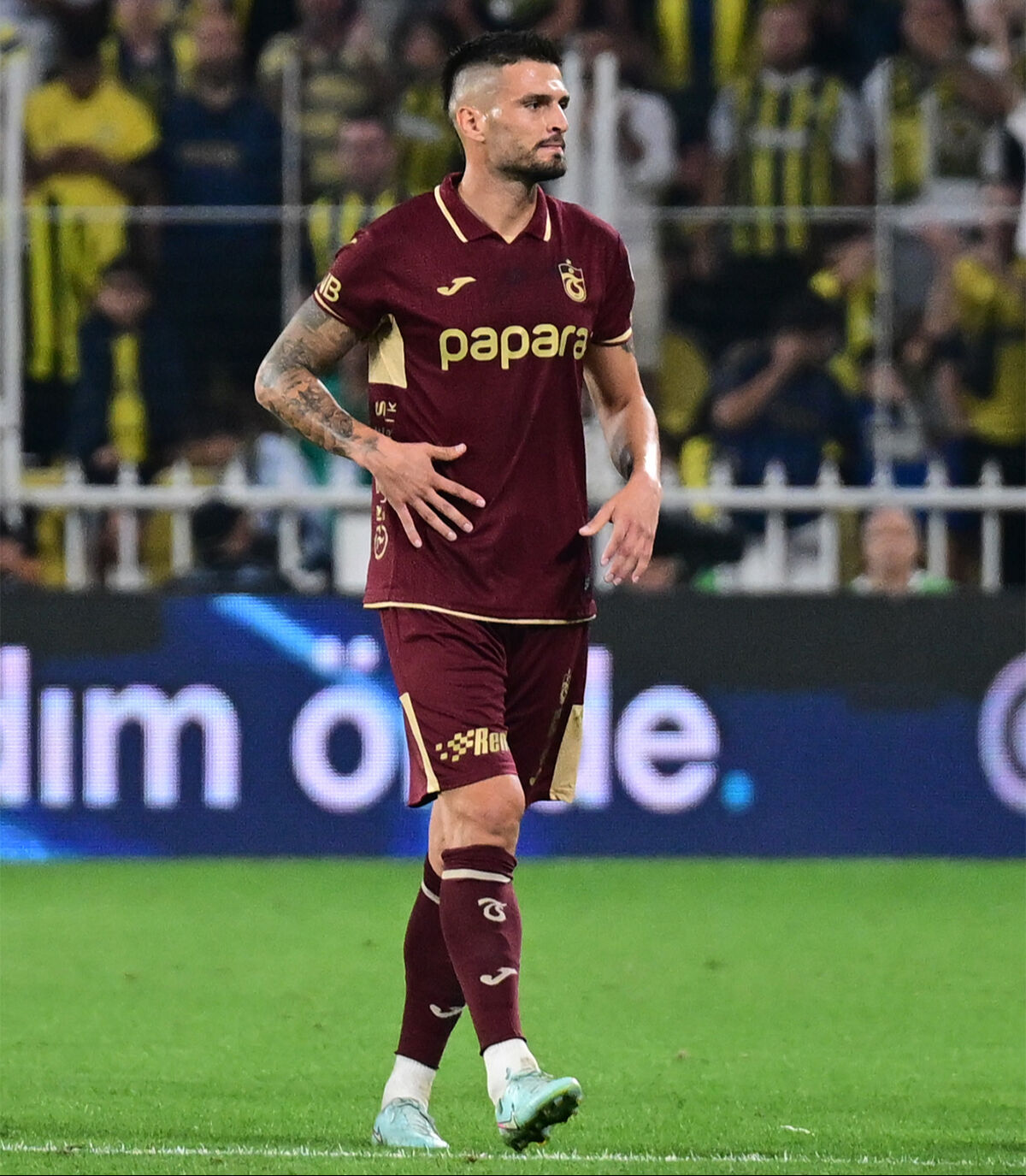 Fenerbahçe maçına damga vuran an! Okay'dan özür: Yenilginin tüm sorumlusu benim Fenerbahçe maçına damga vurdu! Okay'dan özür: Yenilginin tüm sorumlusu benim - 1. Resim